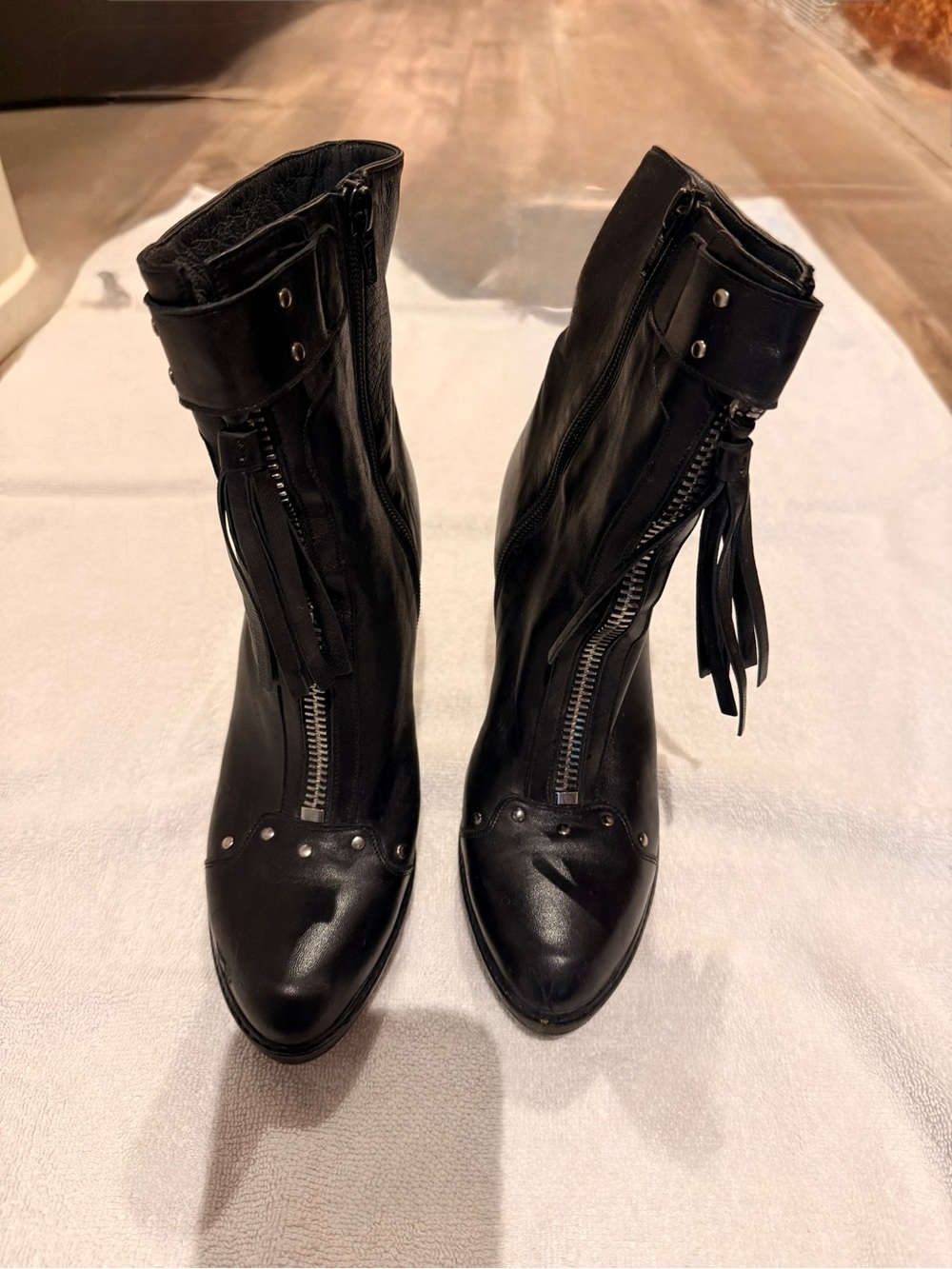 Stuart Weitzman Black Leather Ankle Boots with Front Zip and Tassel